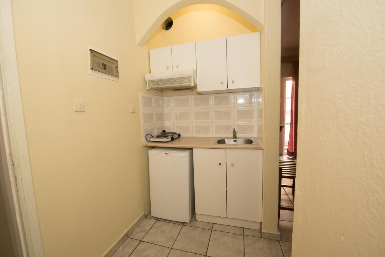 Amelies Apartments ปาราเลียกาเตอรีนิส ภายนอก รูปภาพ